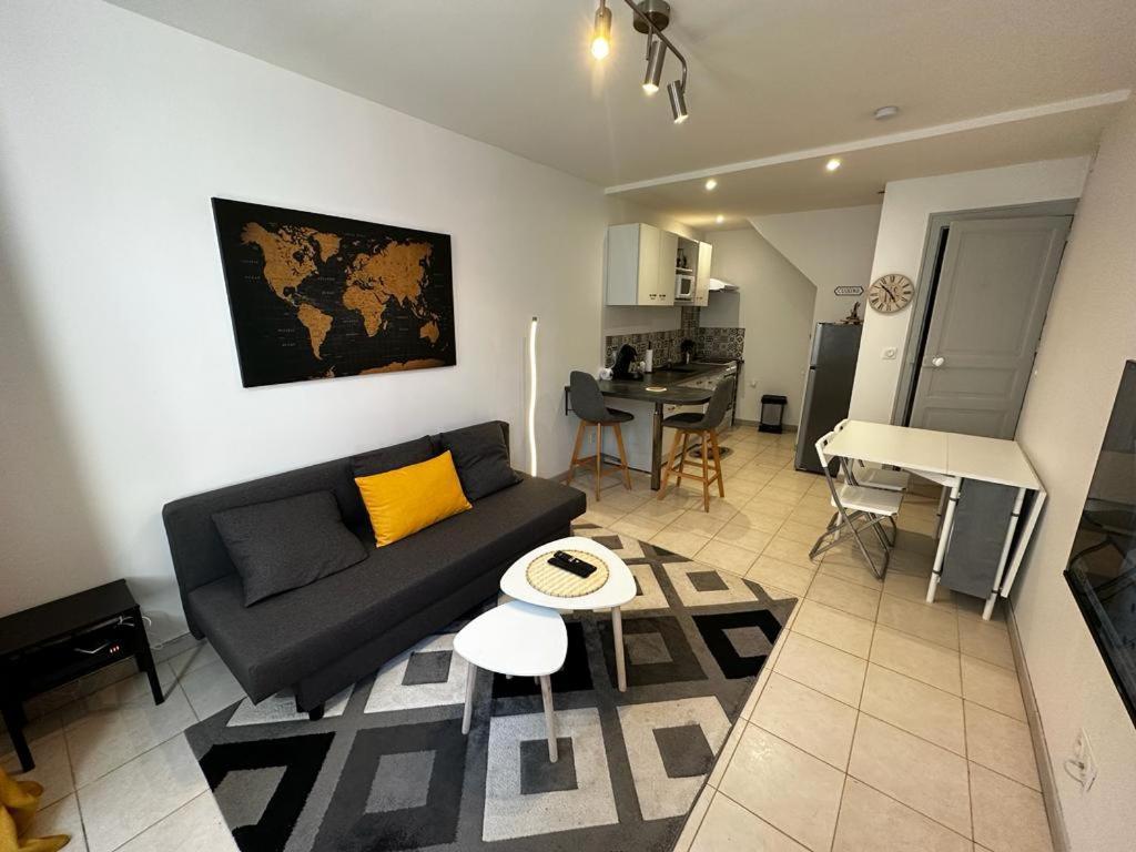 Le Saint Maixent, Maison De Ville, Baby Foot, Wifi Exterior photo